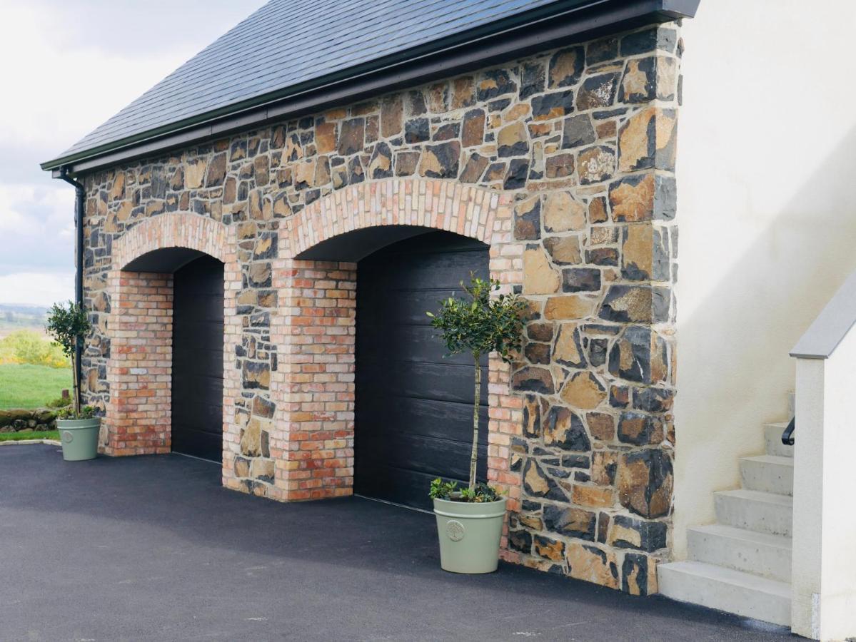 The Loft At Number 84 Apartment Ballymena Exterior foto